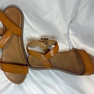 Rock & Candy tan /brown sandal